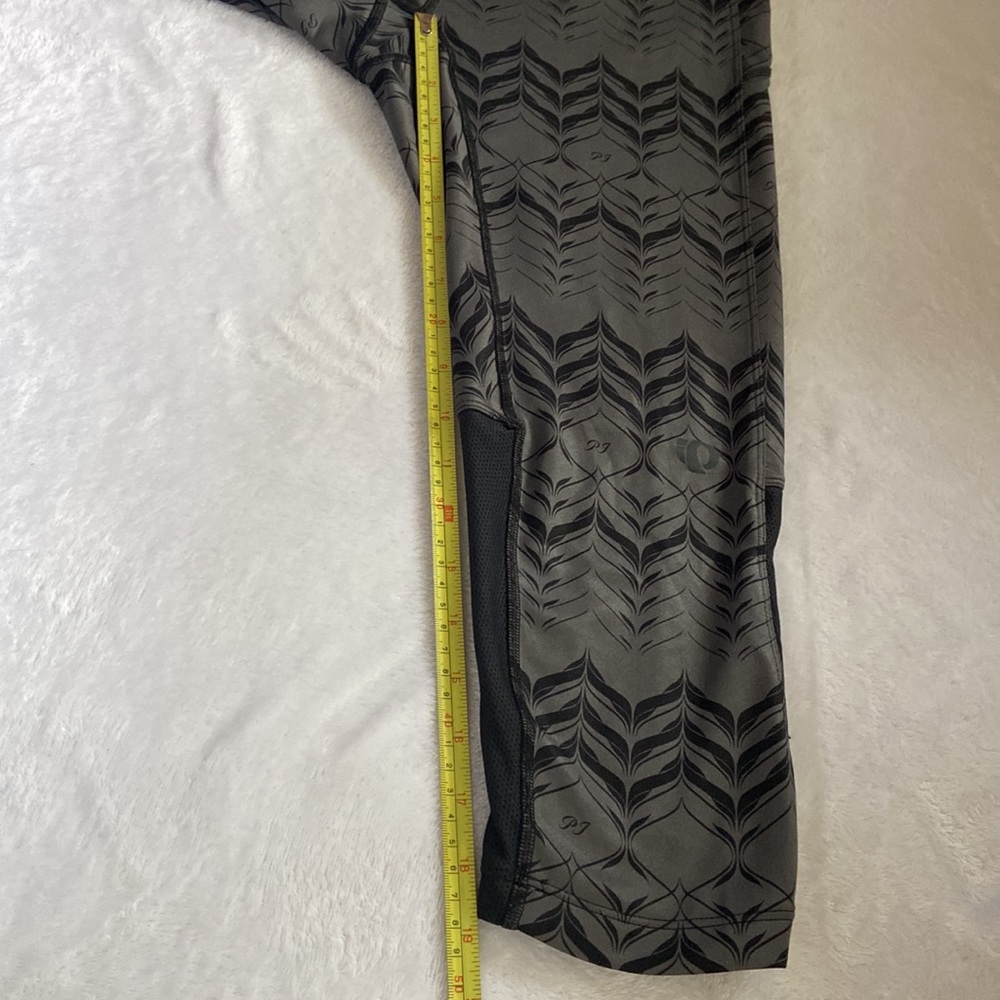 Pearl Izumi Size XL Gray & Black Capri Leggings Purple Trim Back Zip Pocket - Picture 11 of 15